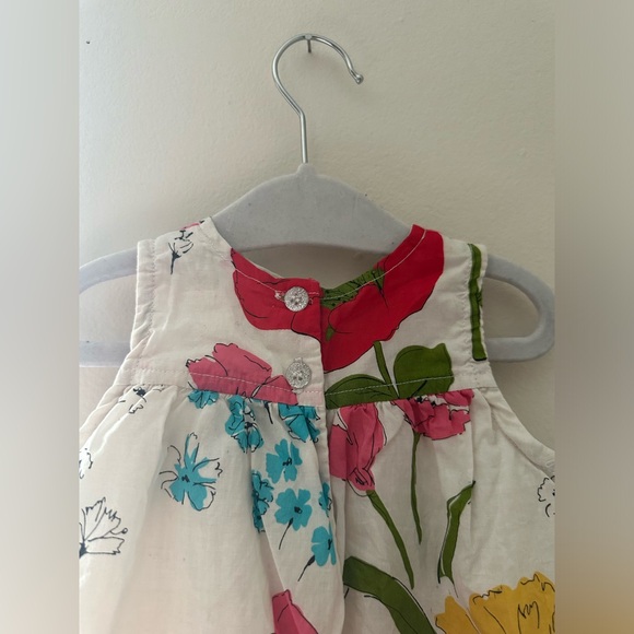 ✨SOLD✨ Pink Chicken Floral Dress - Picture 5 of 9